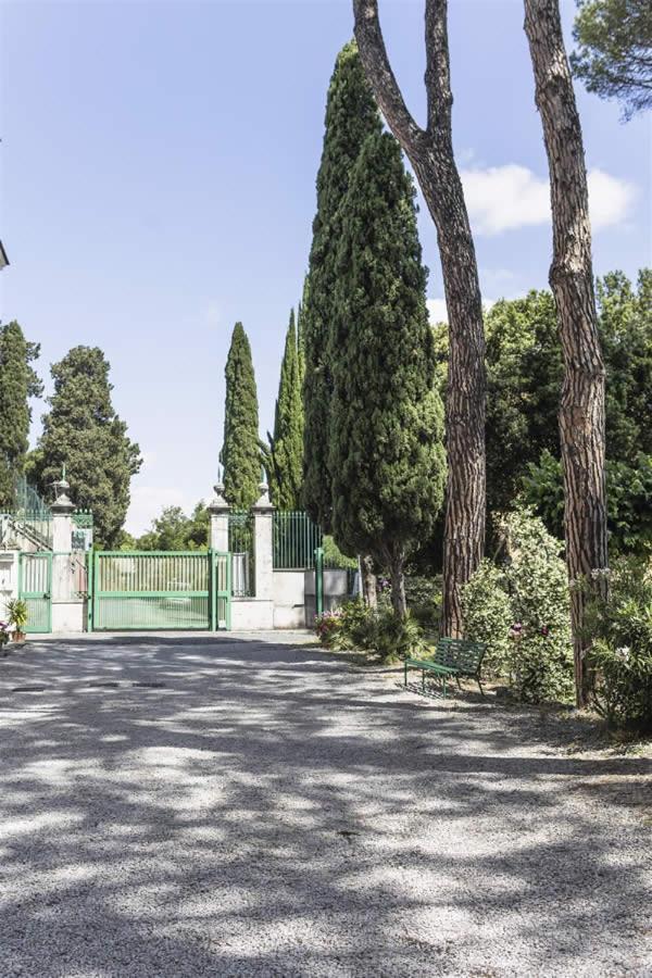 San Luigi - Residenza Gemelli Hotel Rome Exterior photo